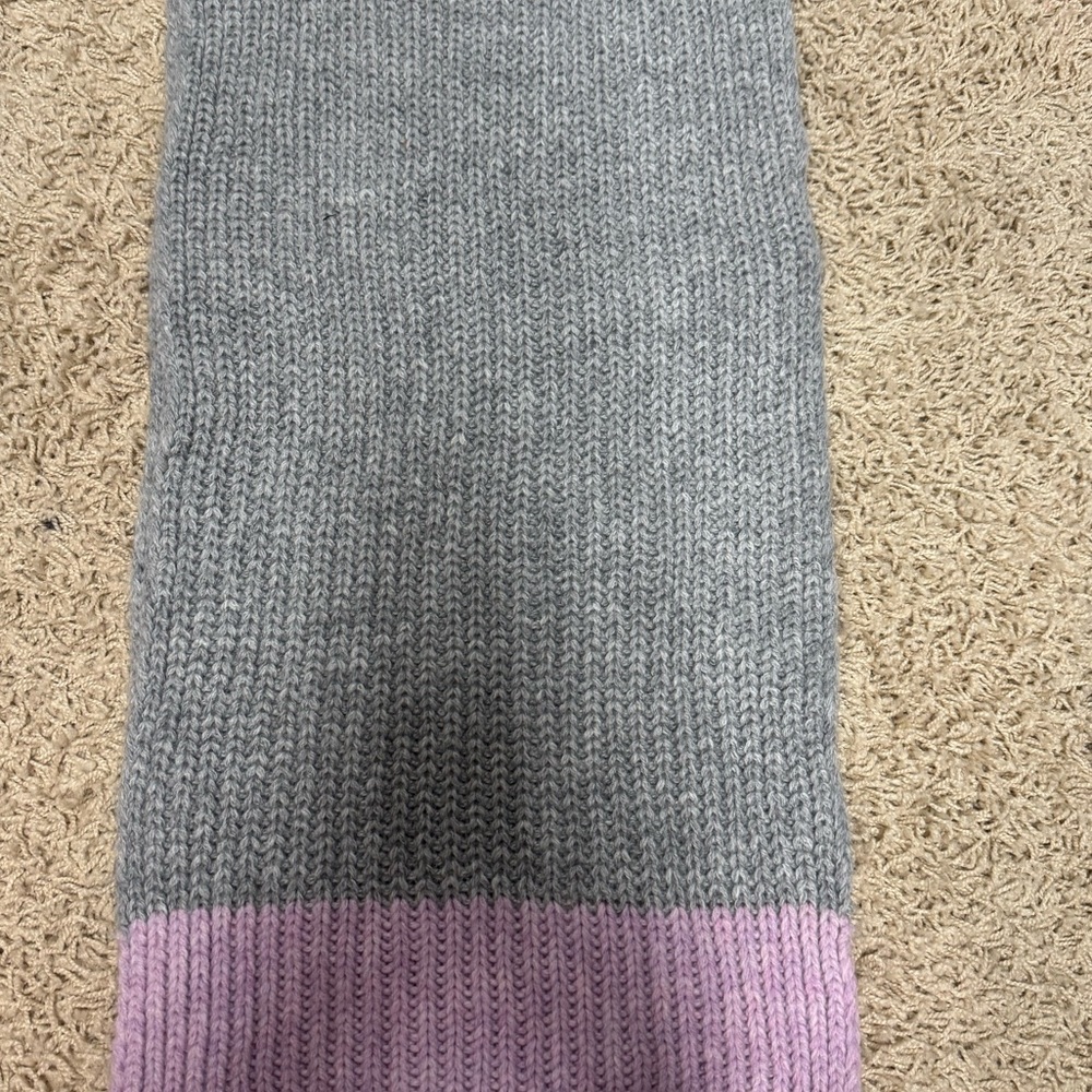 GAP Lavender and Gray Knit Scarf NWT
